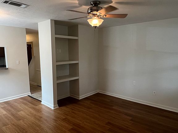4th image of 301 W Clifton Ave #303