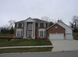 7328 Stream Valley Ct, Saint Louis, MO 63129