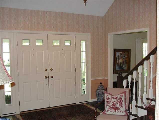 2nd image of 5351 Bainbridge Rd