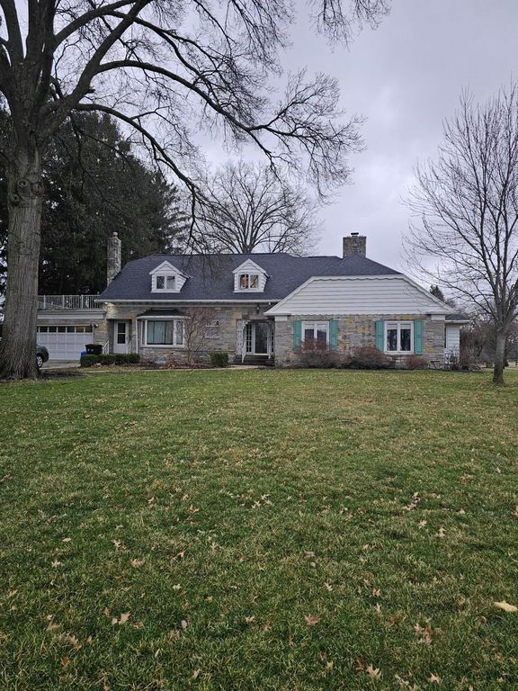Real estate listing image