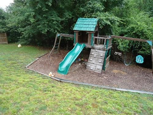 2nd image of 5031 Indian Valley Rd