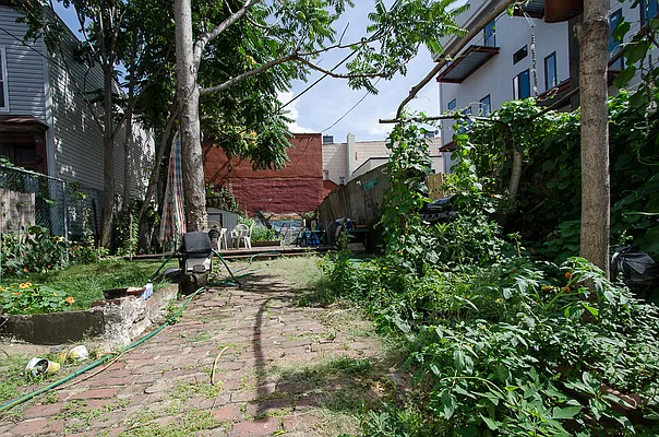 Rented by Brick&Mortar | media 15