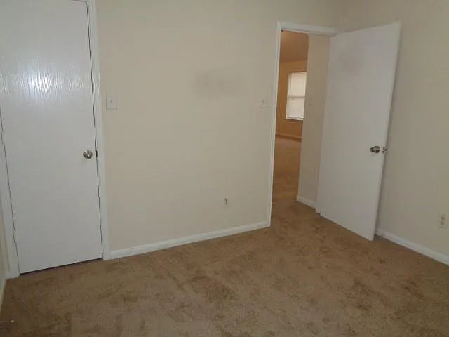 15627 Kippers Dr — Photo 12