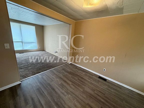 3rd image of 1129B Jackson St