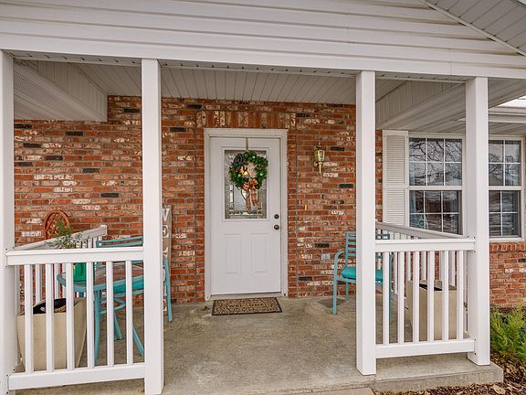 5th image of 3923 Oxford Rd