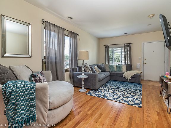 3rd image of 2519 N 75th Ct
