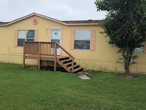 3rd image of 147 Lago Vista Dr