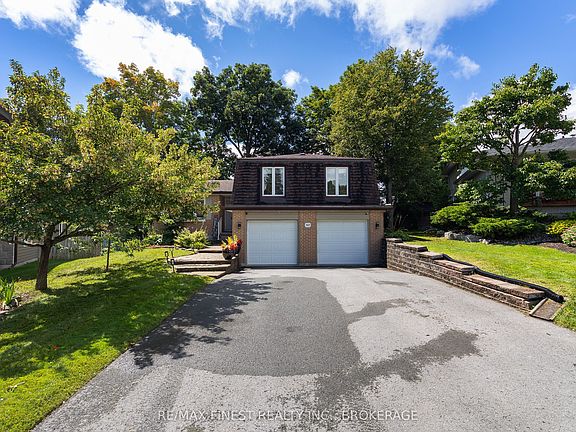 2nd image of 907 Pembridge Cres