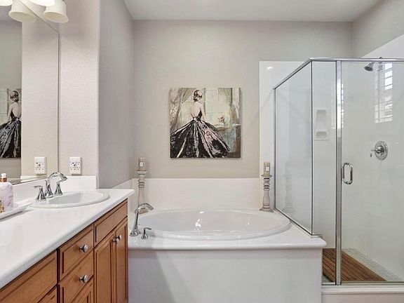 5th image of 171 W Santa Cruz Way