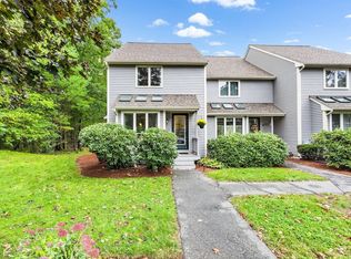 221 Maple Brook Rd #221, Bellingham, MA 02019