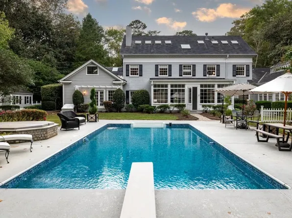 3955 Northside Dr NW, Atlanta, GA 30342