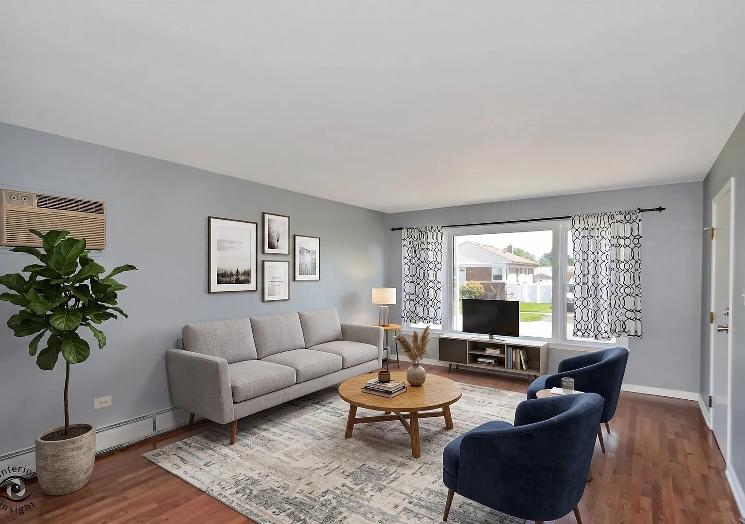 3 bed, 1.5 bath, 1000 sqft, $2,300 — Photo 3