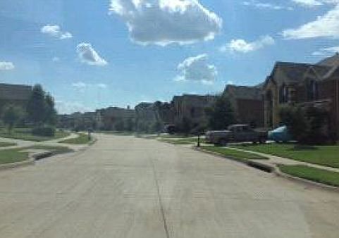 2nd image of 2903 Bandera