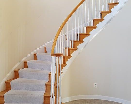 3rd image of 22362 Dolomite Hills Dr