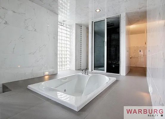 Sold by Warburg | media 3