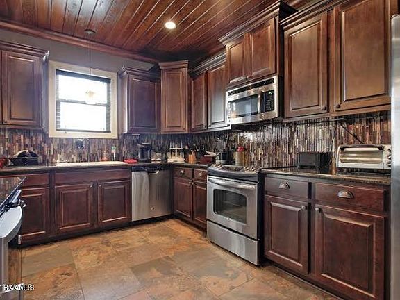 5th image of 103 Glen Arbor Dr