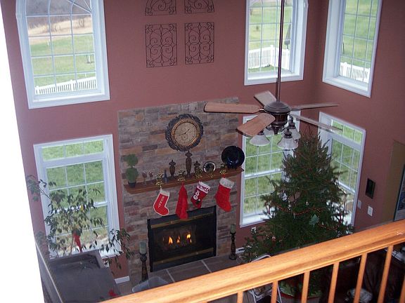2-Story Family Room