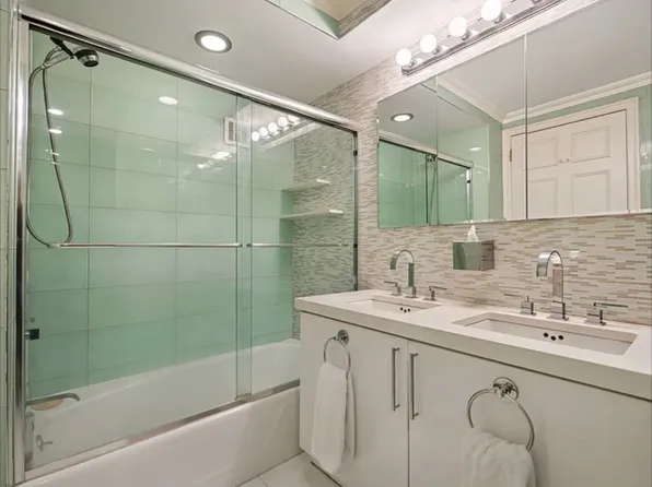 1441 Third Avenue image 8 of 9