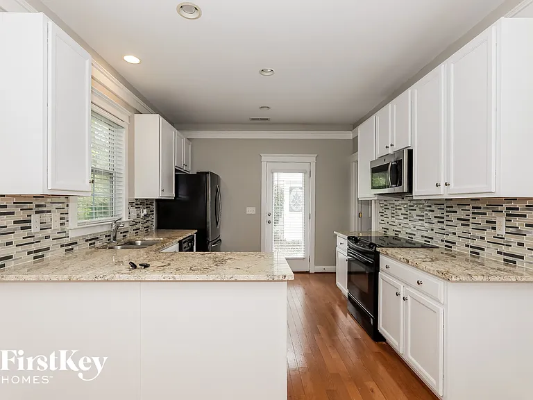 7142 Blakeney Greens Blvd — Photo 6