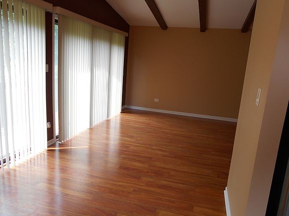 4th image of 19216 Pine Dr #2