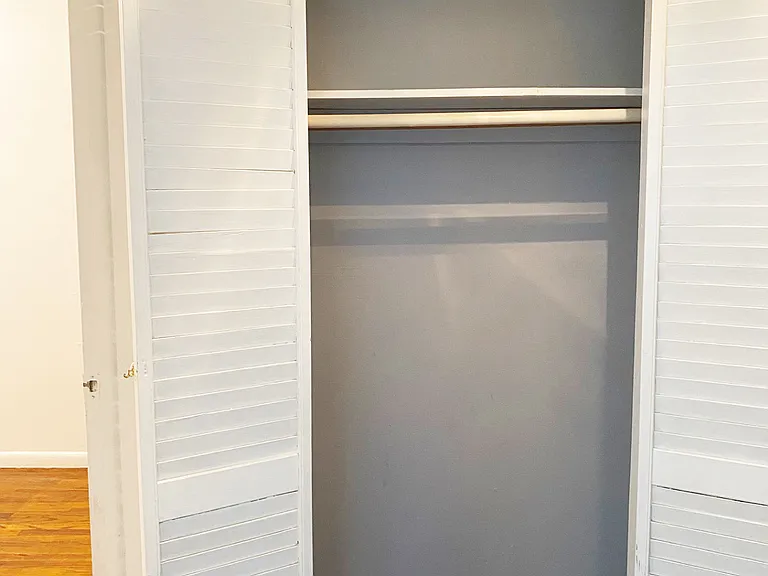 320 Washington Ave #1 — Photo 9