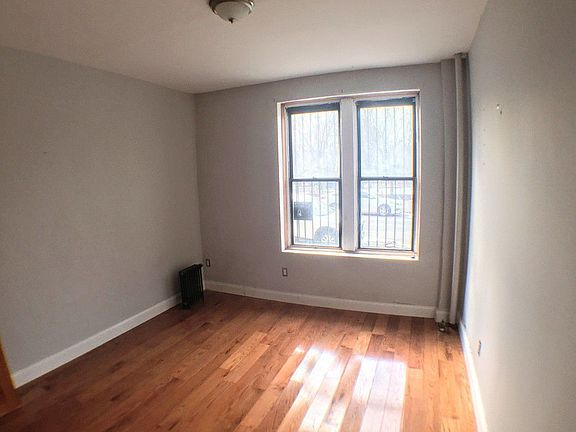 4th image of 353 Howard Ave #D3