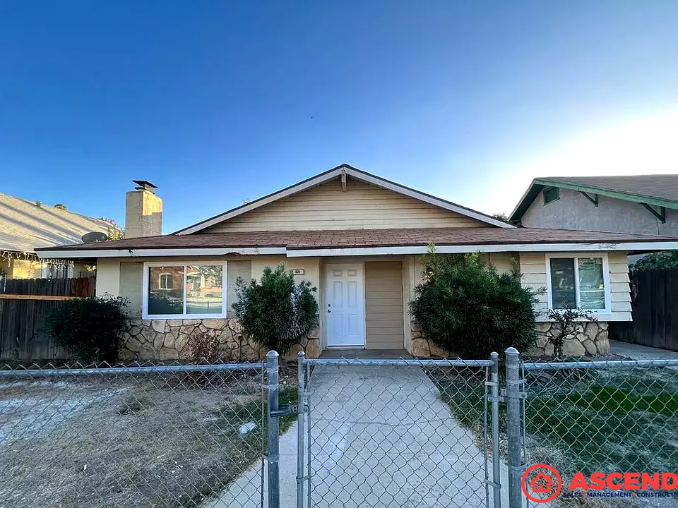 821 Oregon St