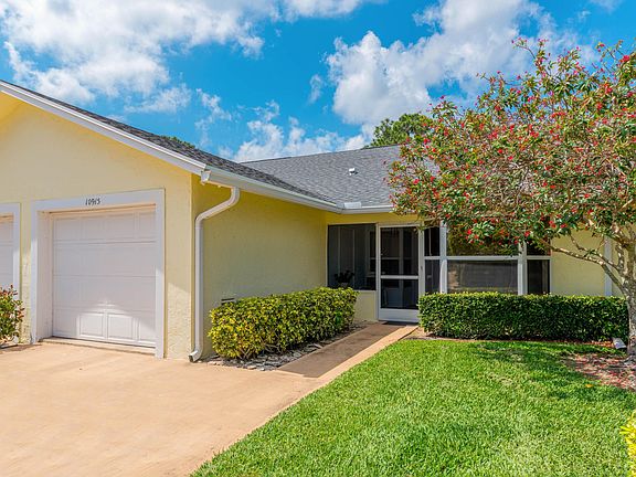2nd image of 10915 SE Sea Pines Cir