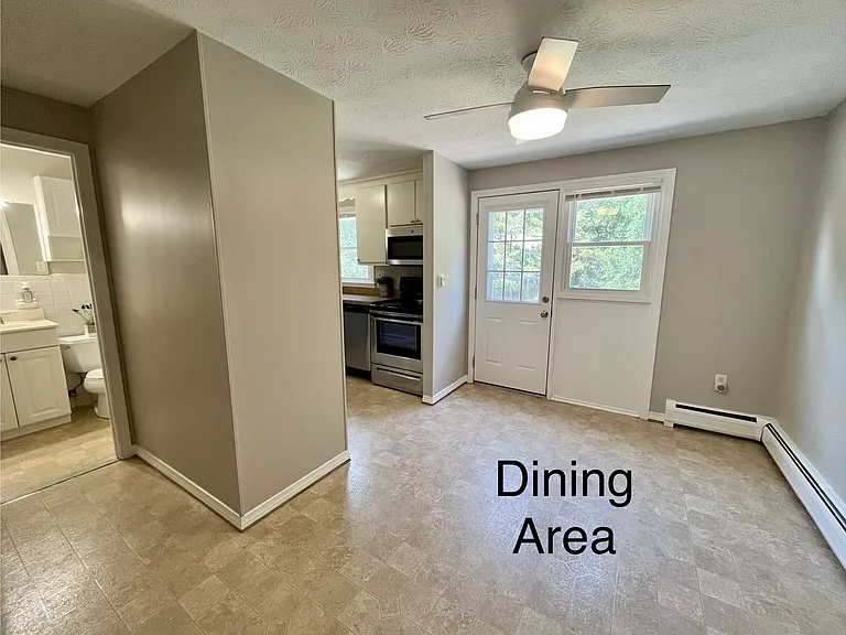 38 Franklin St #2 — Photo 2