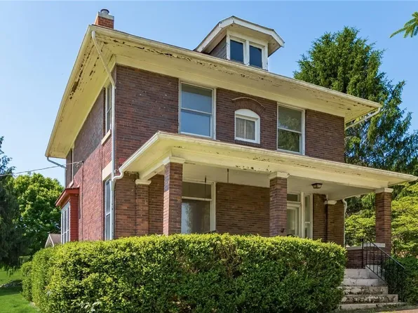 2800 E Pike, Zanesville, OH 43701