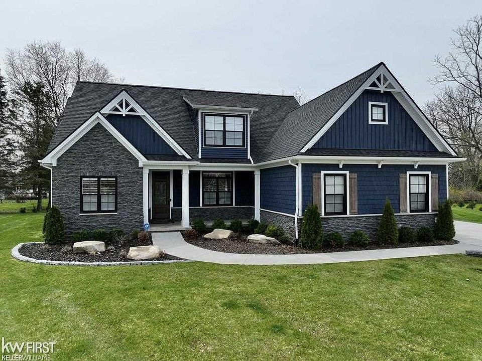 16492 Silver Landings, Fenton, MI 48430 Zillow