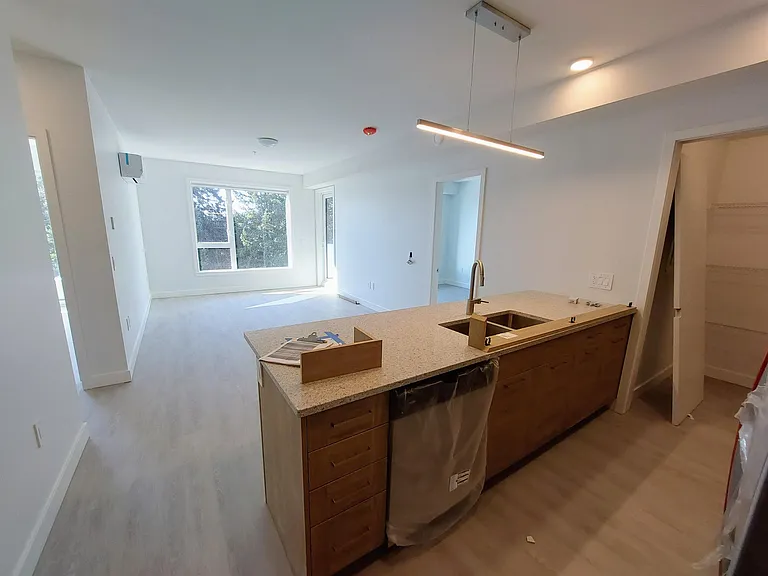 494 Goldstream Ave #513 — Photo 32