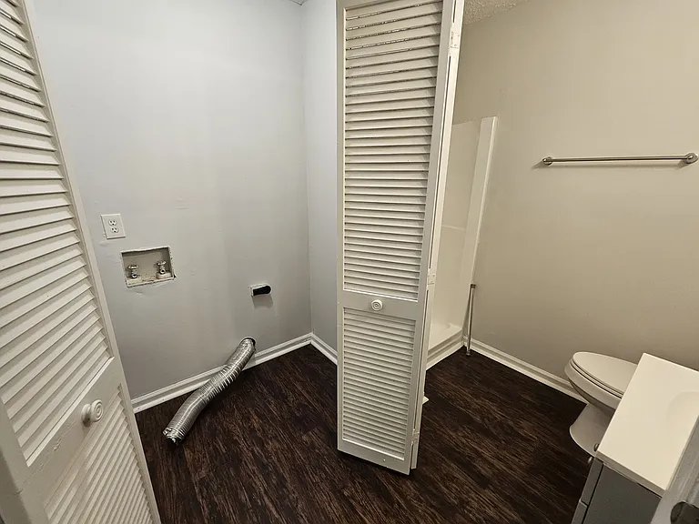 117 Hunt Club Ct — Photo 10