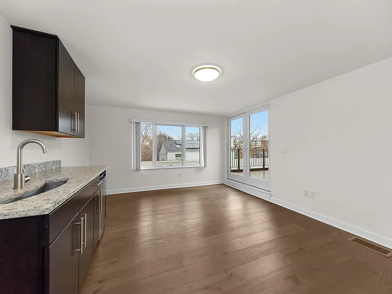 462 W Stadium Blvd #1 — Photo 63
