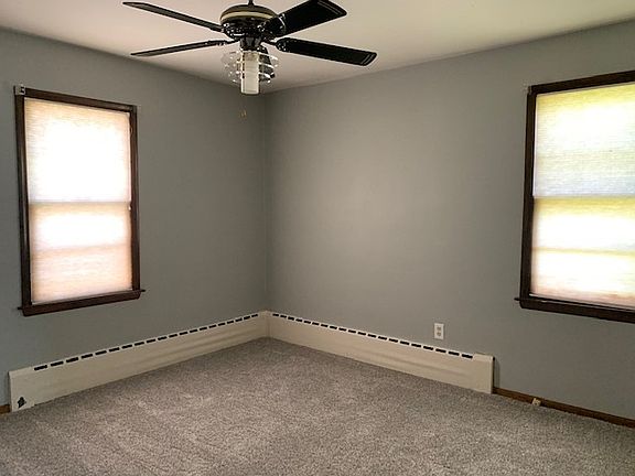 4th image of 1308 Sherman Ave
