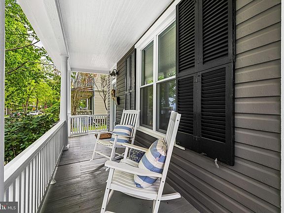 4th image of 717 Saint Johns Rd