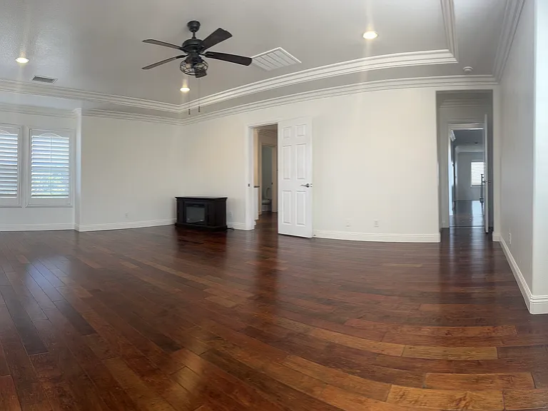 3279 Huntfield St — Photo 42