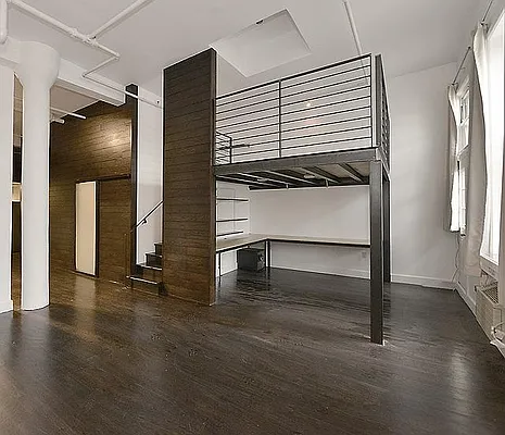 Rented by Level Group | media 3