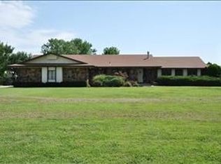 4574 SW Burch Ct, Towanda, KS 67144