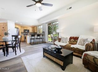 6144 N Fox Pointe Cir #B1, Park City, UT 84098