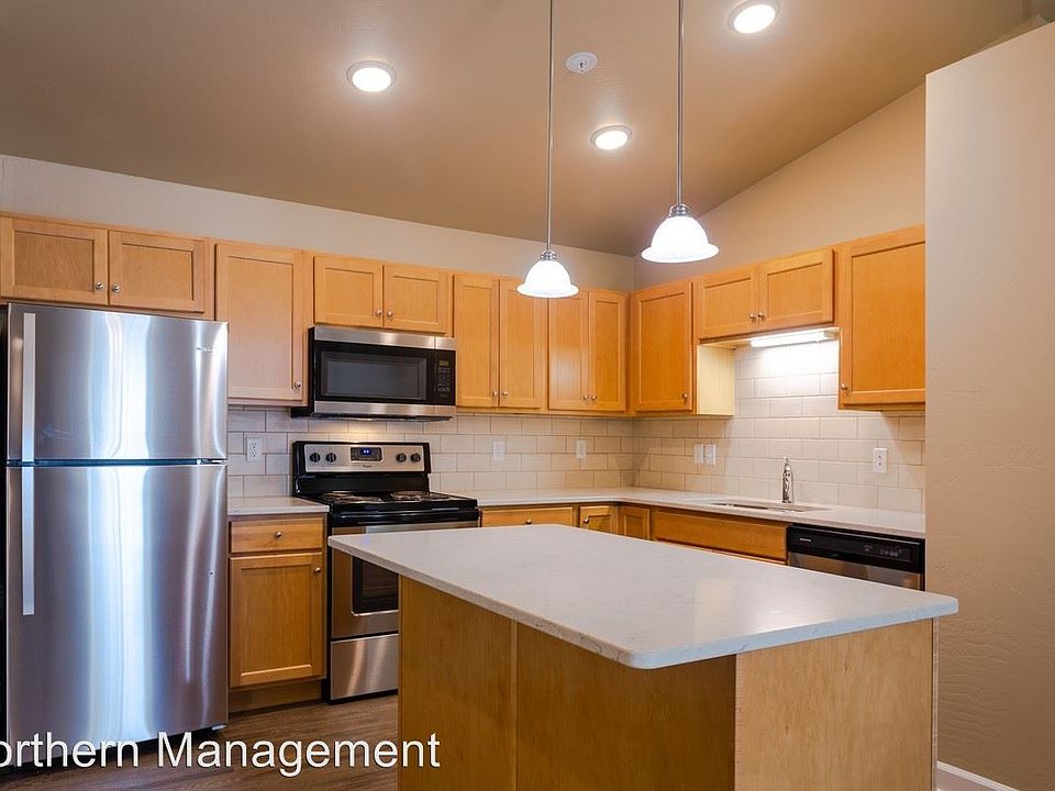 2nd image of 1152 S Wells St APT 6