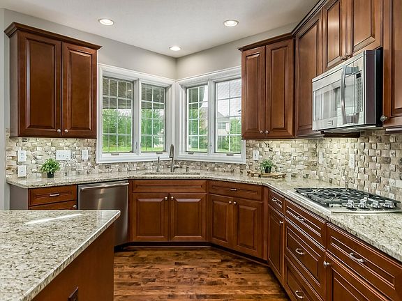 3rd image of 10036 Cartgate Ct