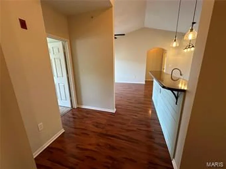 33 Kassebaum Ln #303 — Photo 3