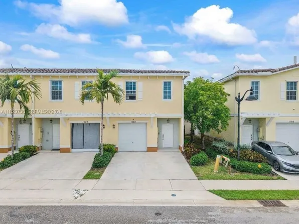 1128 NW 40th Ter, Lauderhill, FL 33313