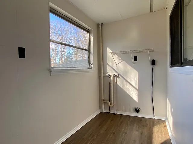 729 Asbury Rd — Photo 11