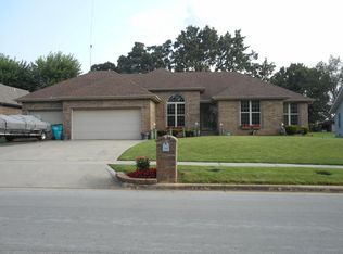1278 W Vancouver Dr, Springfield, MO 65803