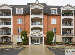 315 Regency Pl, Woodbridge, NJ