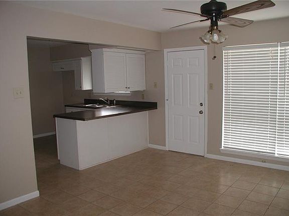 4th image of 711 Dover Dr