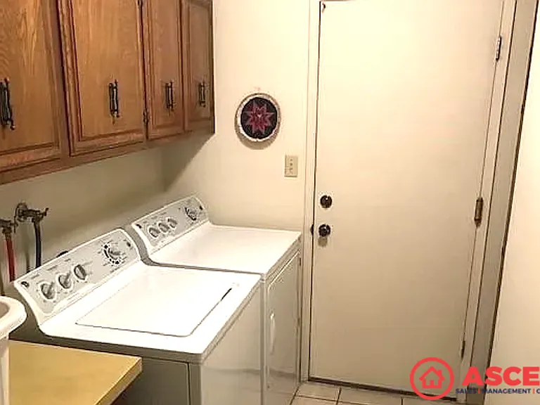 2000 Ashe Rd #36 — Photo 6