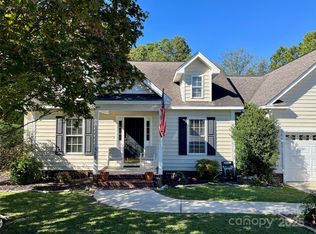 508 Barn Plank Ct, Lexington, SC 29072